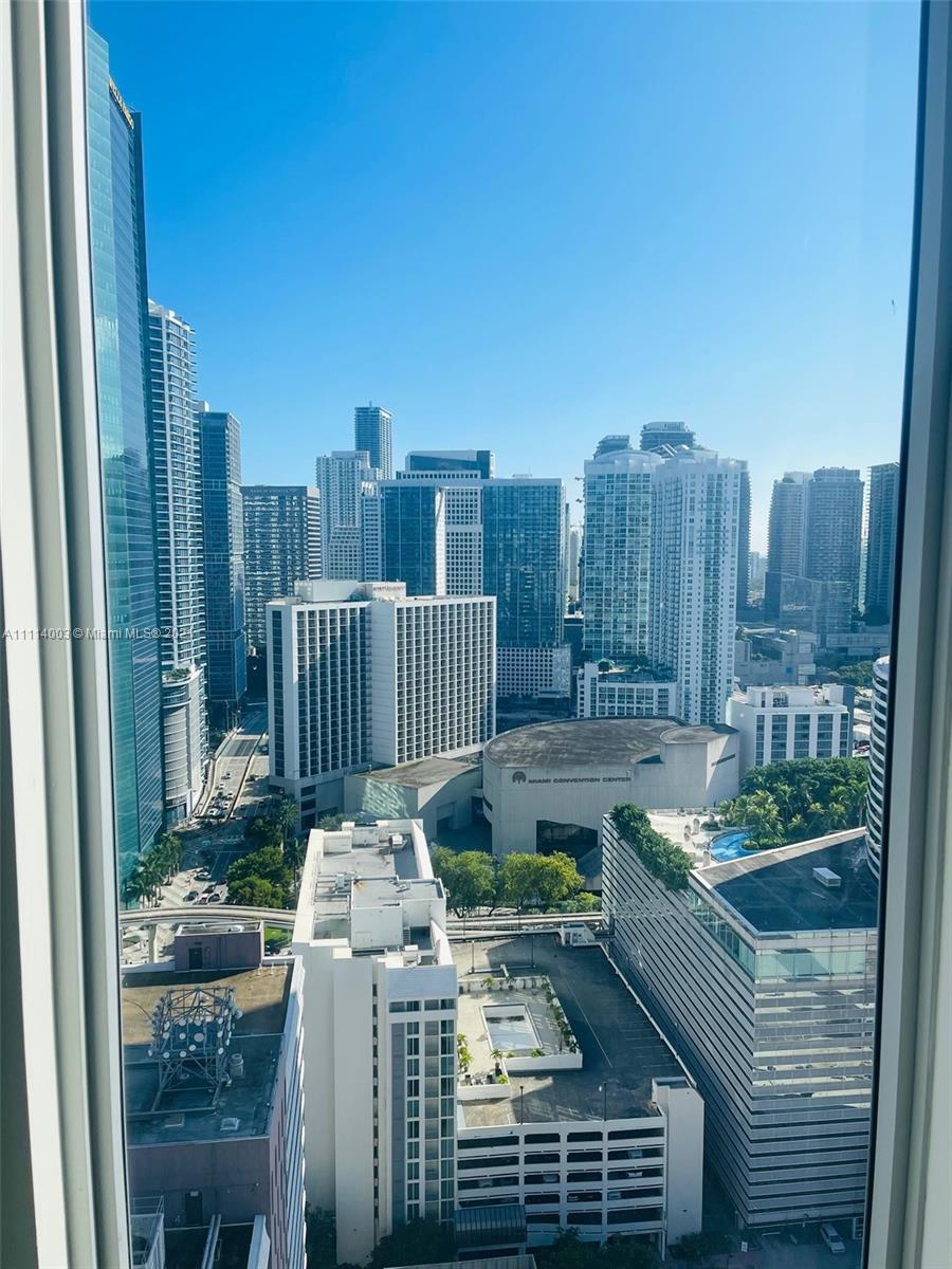 CENTRO CONDO - Residential
