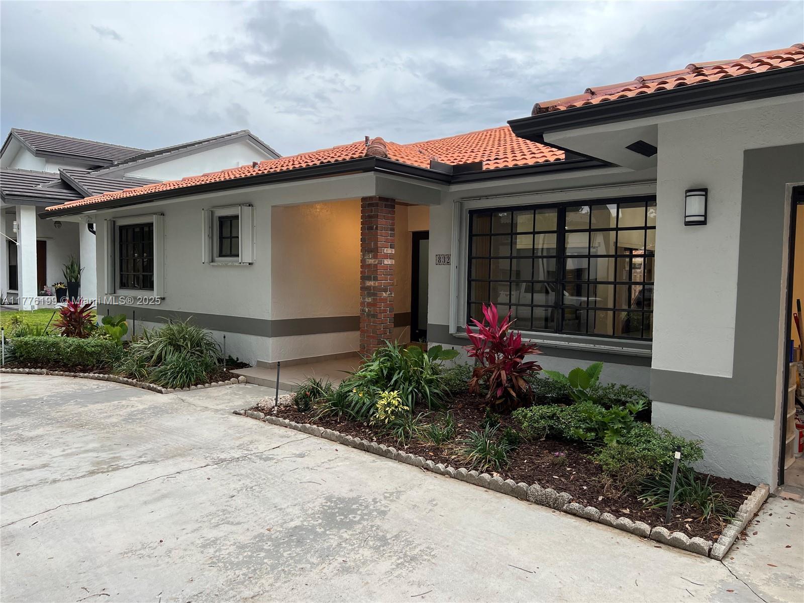 8321 Nw 167th Ter 8321, Miami Lakes, Miami-Dade County, Florida - 3 Bedrooms  
2 Bathrooms - 