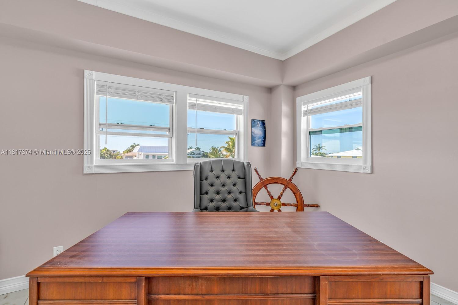COCO PLUM BEACH - Residential
