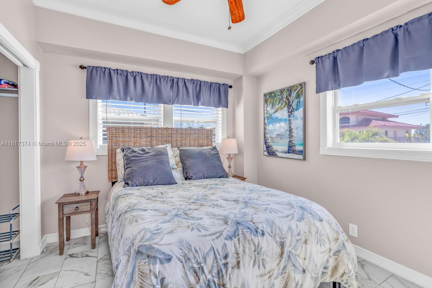 COCO PLUM BEACH - Residential