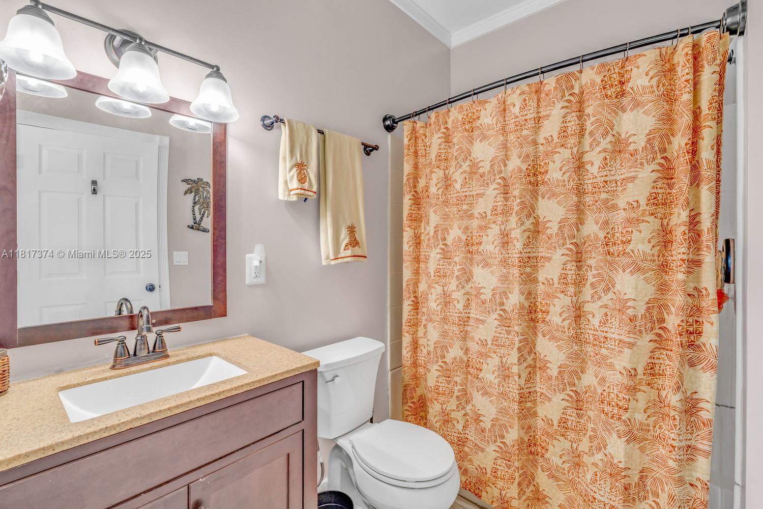 COCO PLUM BEACH - Residential