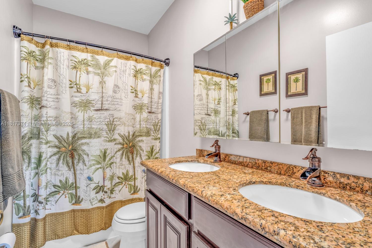 COCO PLUM BEACH - Residential