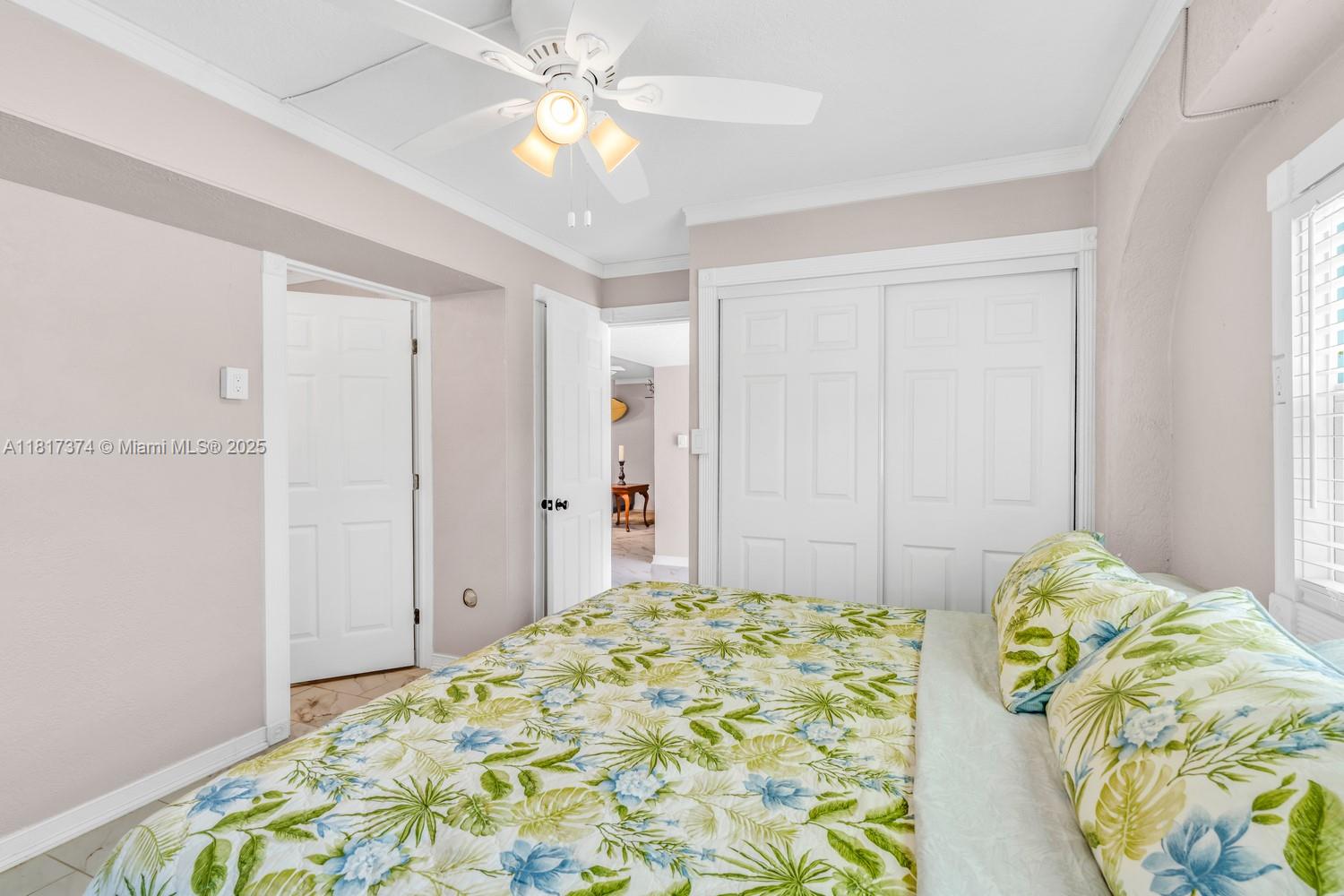 COCO PLUM BEACH - Residential