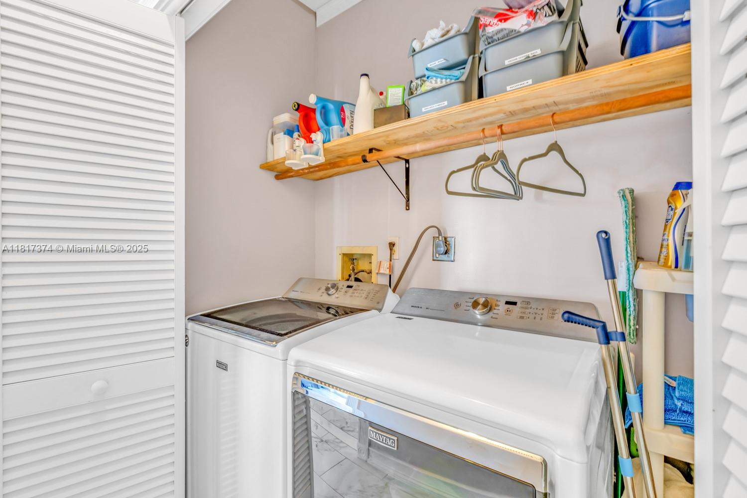 COCO PLUM BEACH - Residential