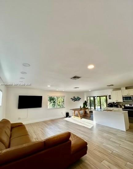 PAMELA VILLA - Residential