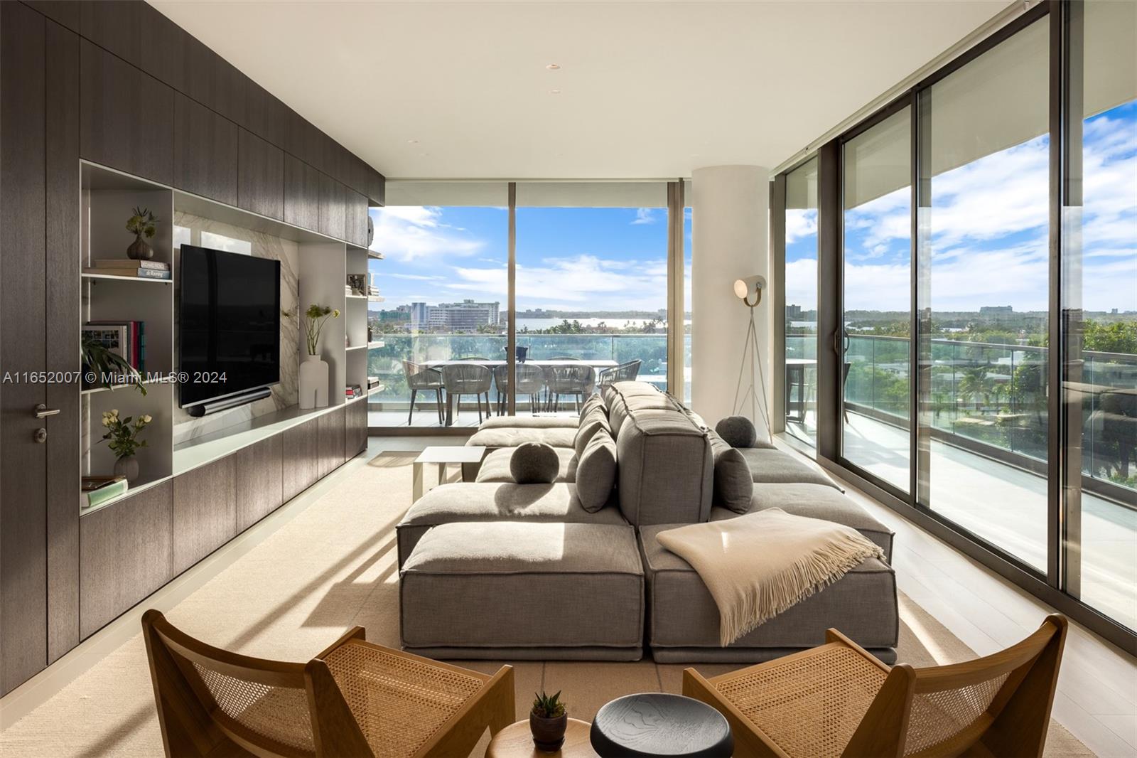 OCEANA BAL HARBOUR CONDO - Residential