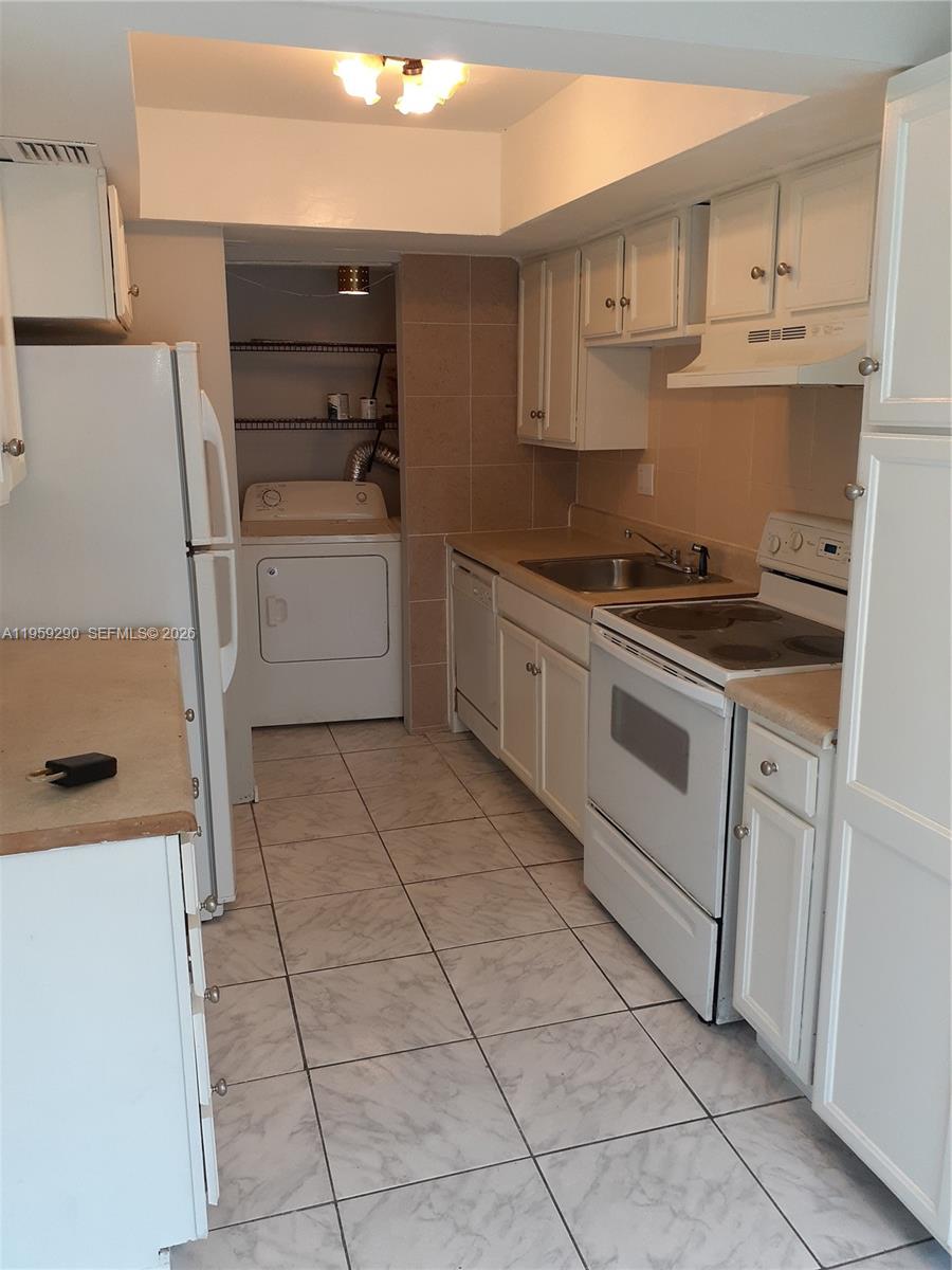 5842 NW 21st St 42-B