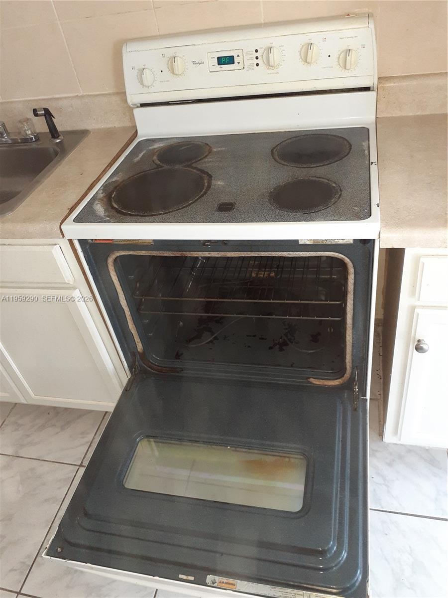 HABITAT II CONDO - Residential