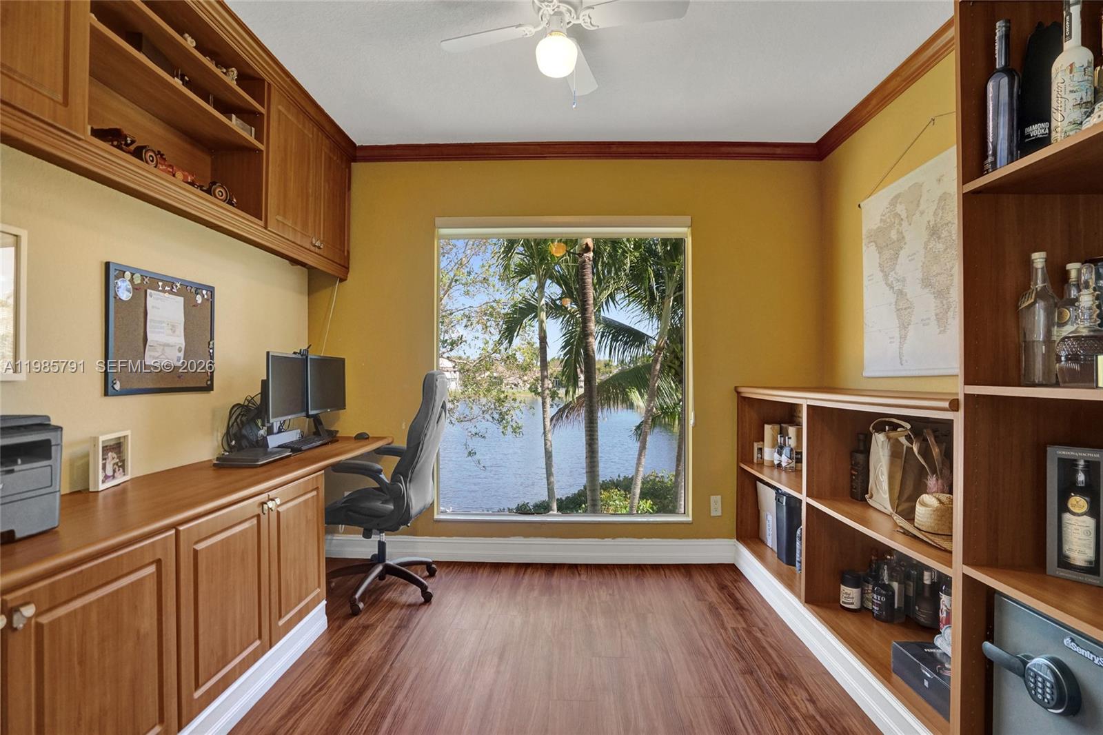 ROLLING HILLS GOLF ESTATE - Residential