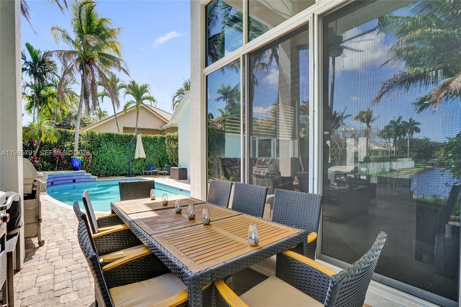 ROLLING HILLS GOLF ESTATE - Residential