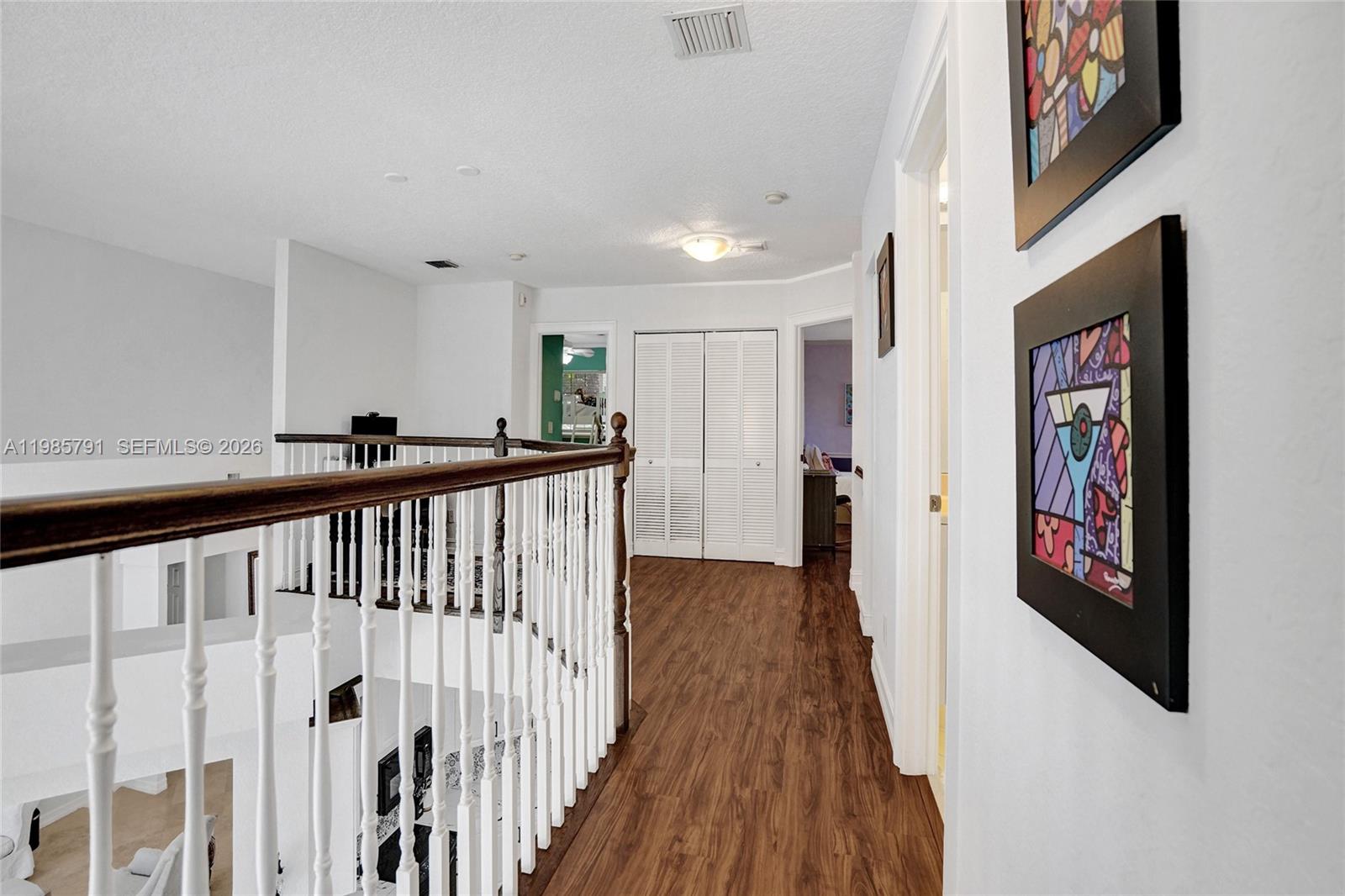 ROLLING HILLS GOLF ESTATE - Residential