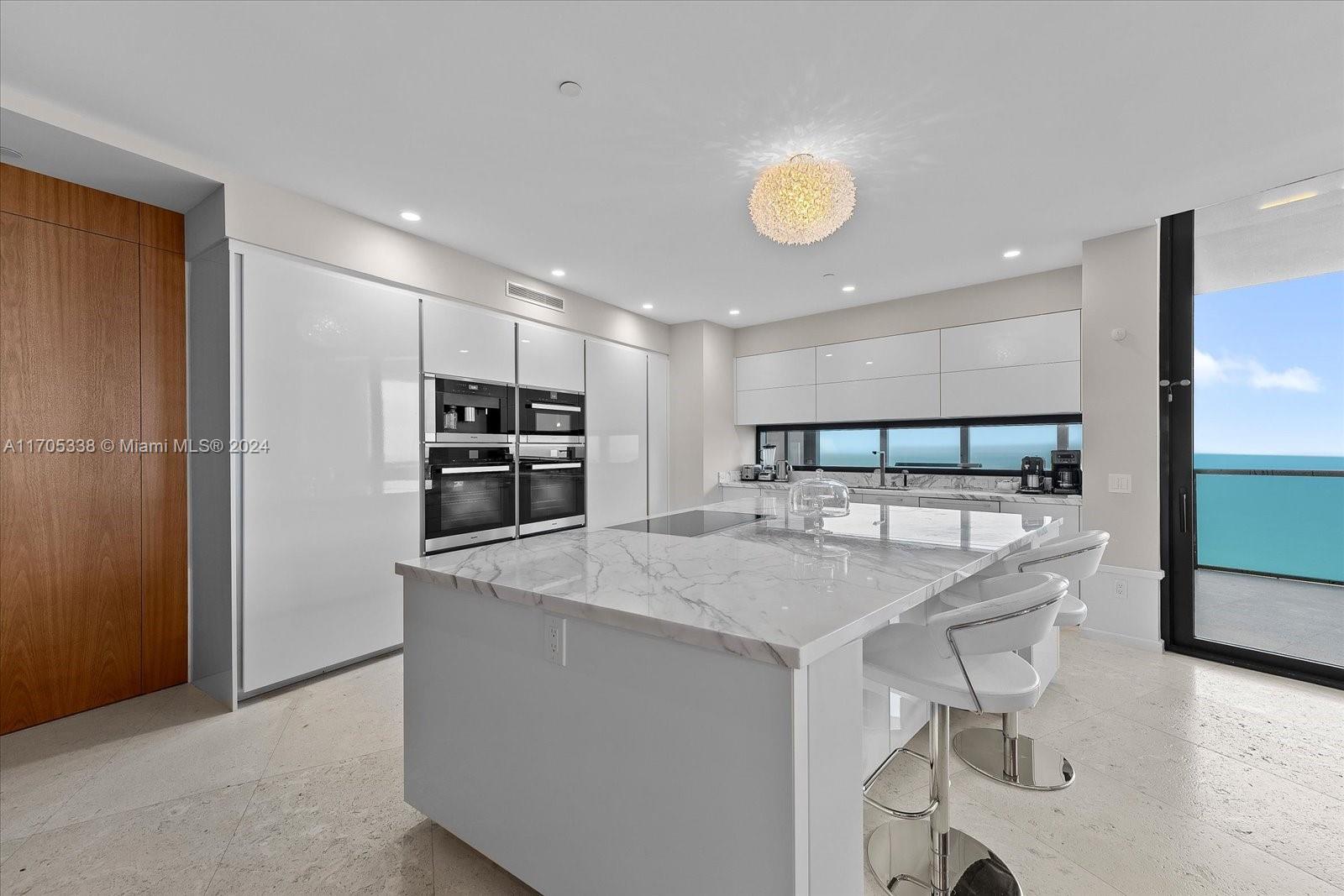 18555 COLLINS AVENUE COND - Residential Lease