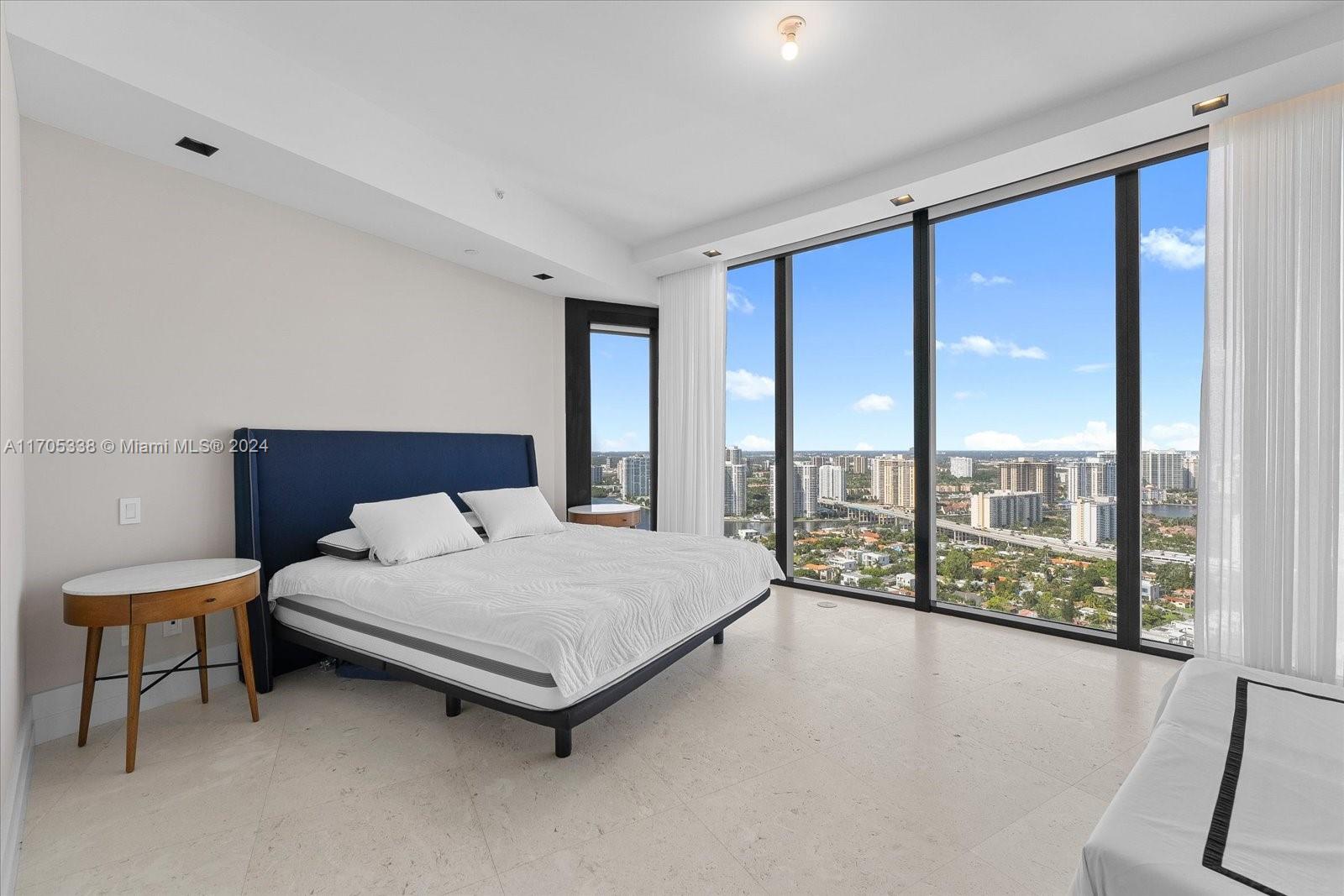 18555 COLLINS AVENUE COND - Residential Lease