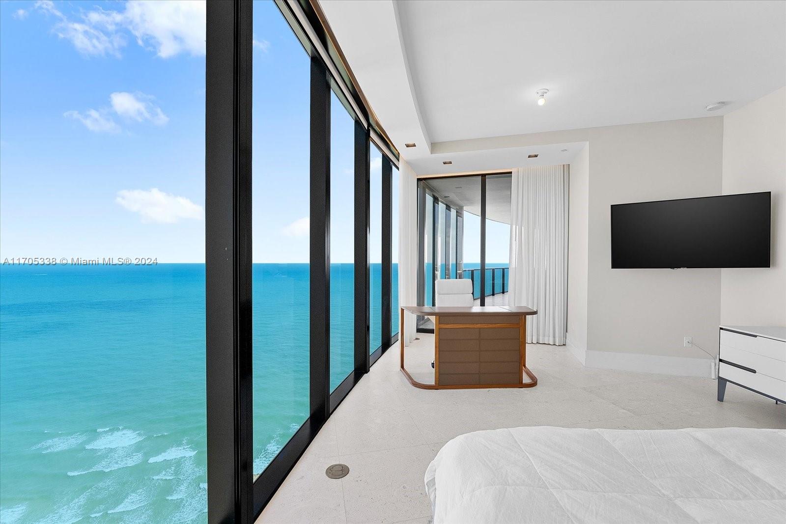 18555 COLLINS AVENUE COND - Residential Lease