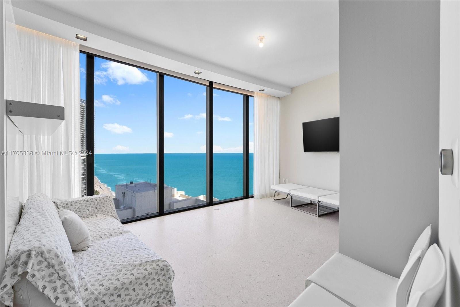 18555 COLLINS AVENUE COND - Residential Lease