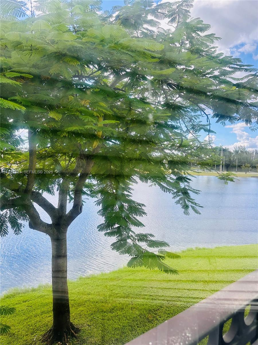 VILLAS DE TUSCANY CONDO - Residential