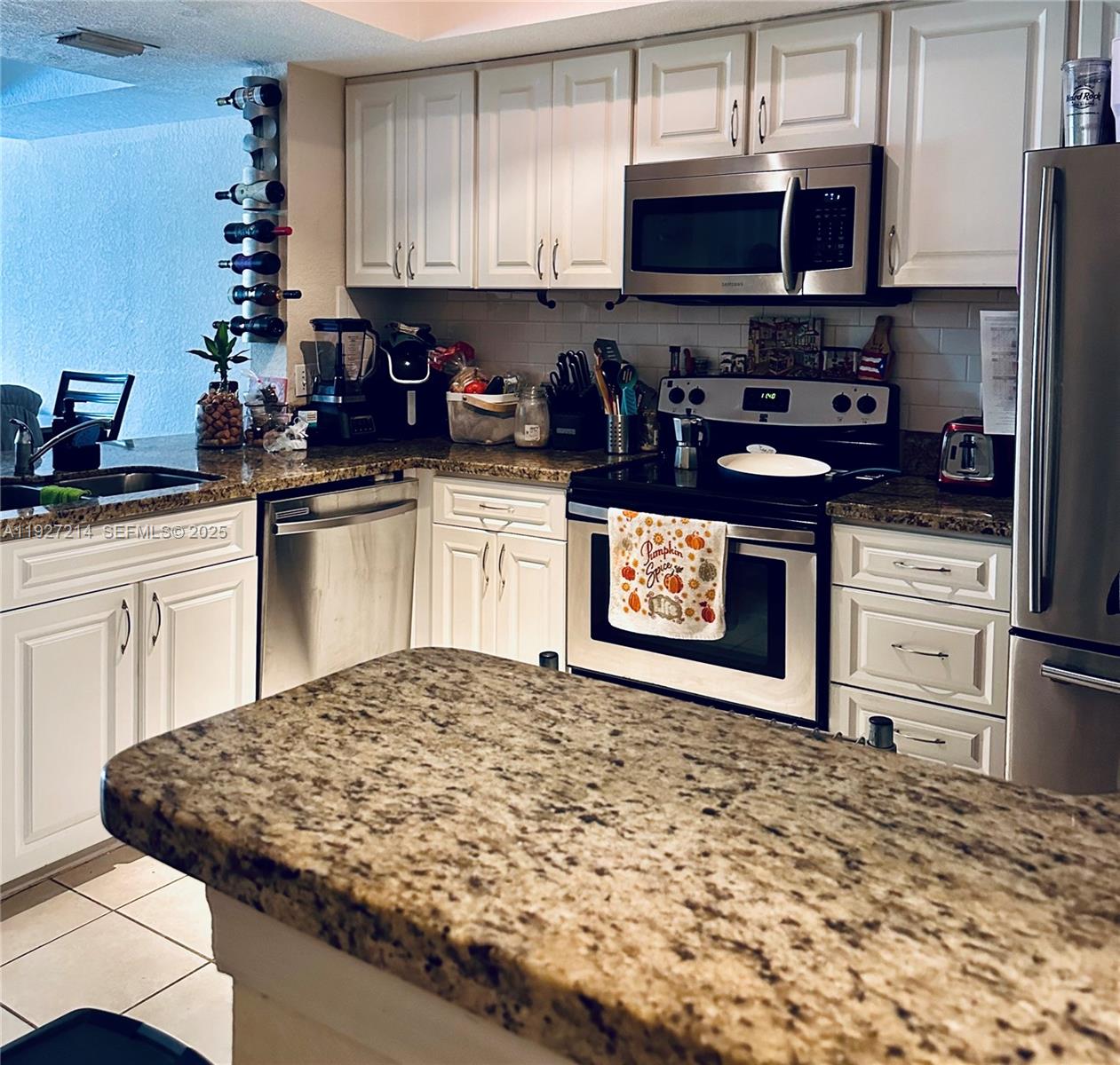 VILLAS DE TUSCANY CONDO - Residential