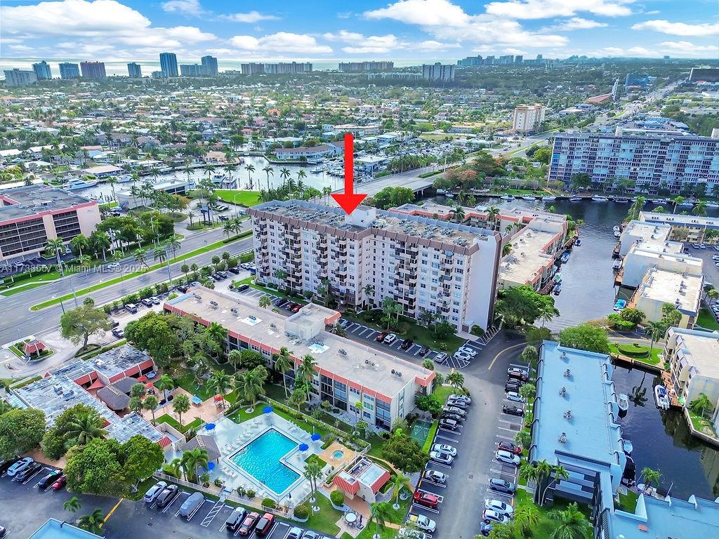 ISLAND CLUB TWO CONDO - Residential