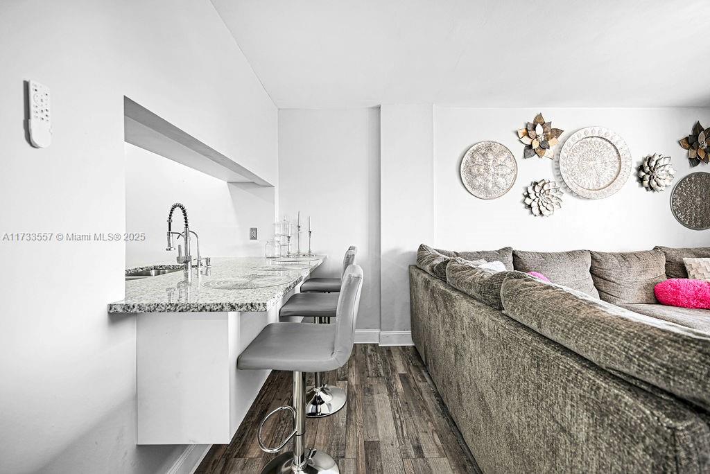 ISLAND CLUB TWO CONDO - Residential