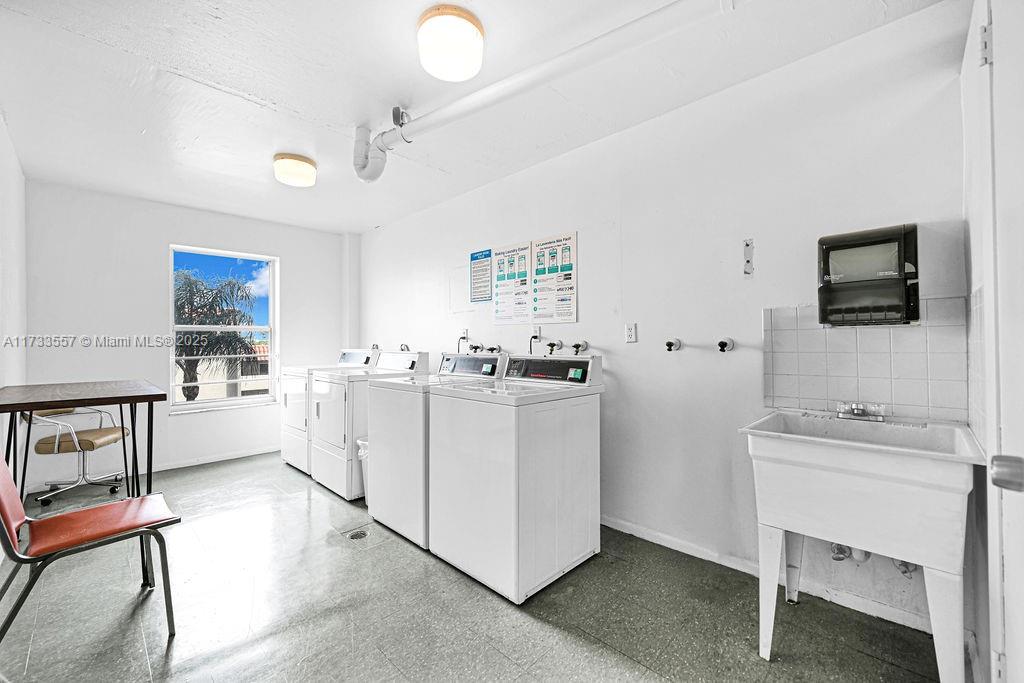 ISLAND CLUB TWO CONDO - Residential