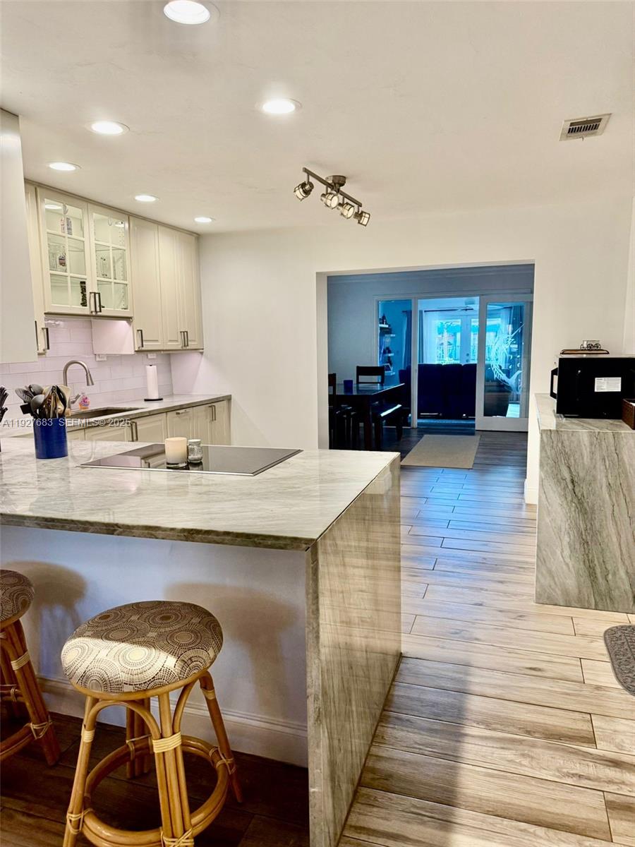 AVON ISLES - Residential Lease