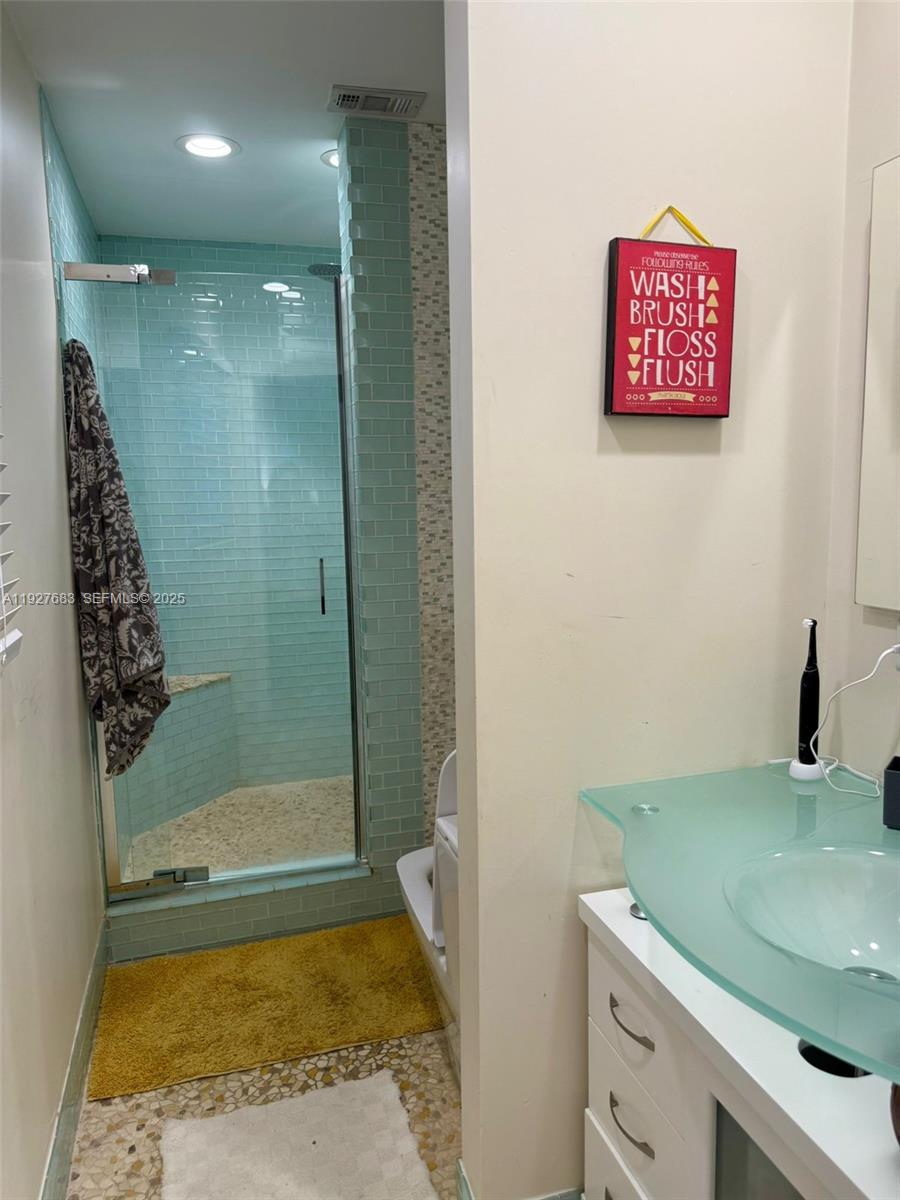 AVON ISLES - Residential Lease