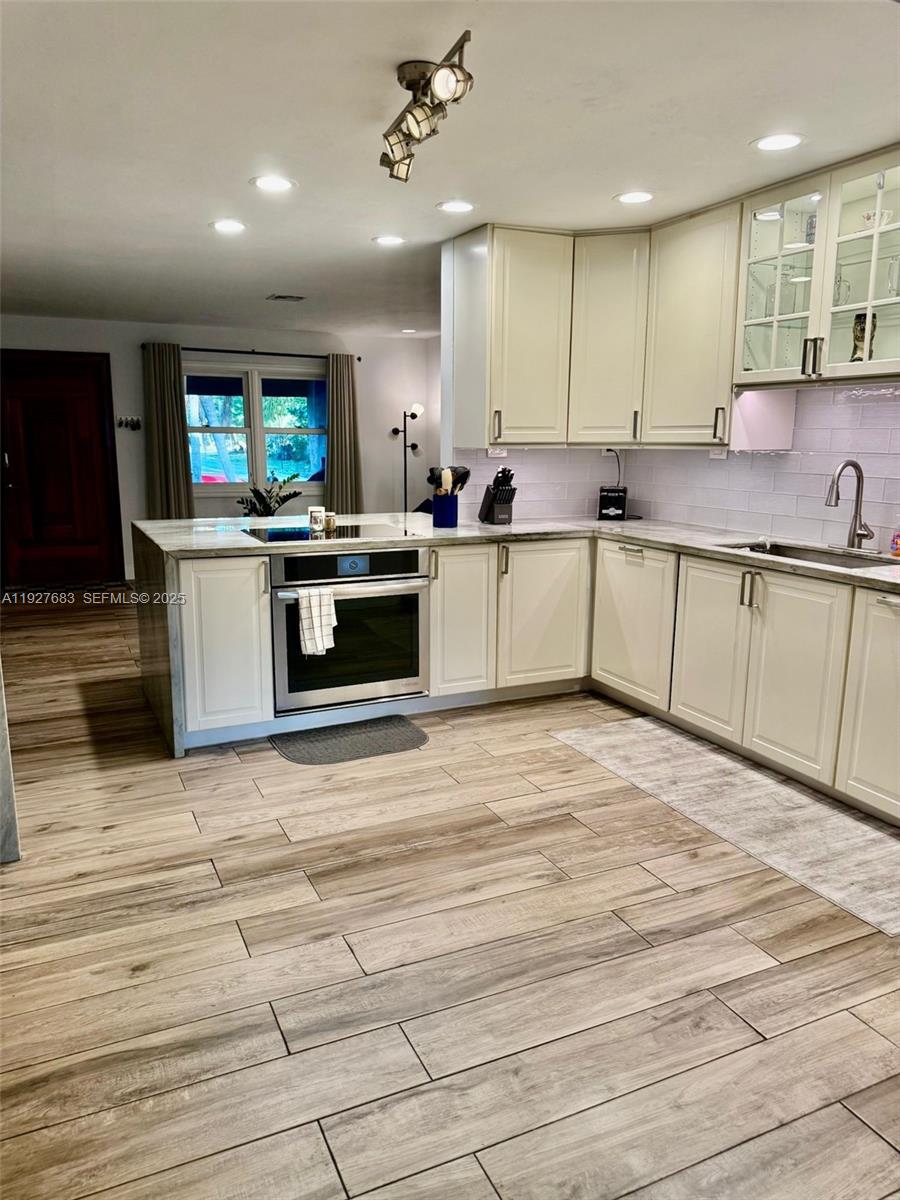 AVON ISLES - Residential Lease