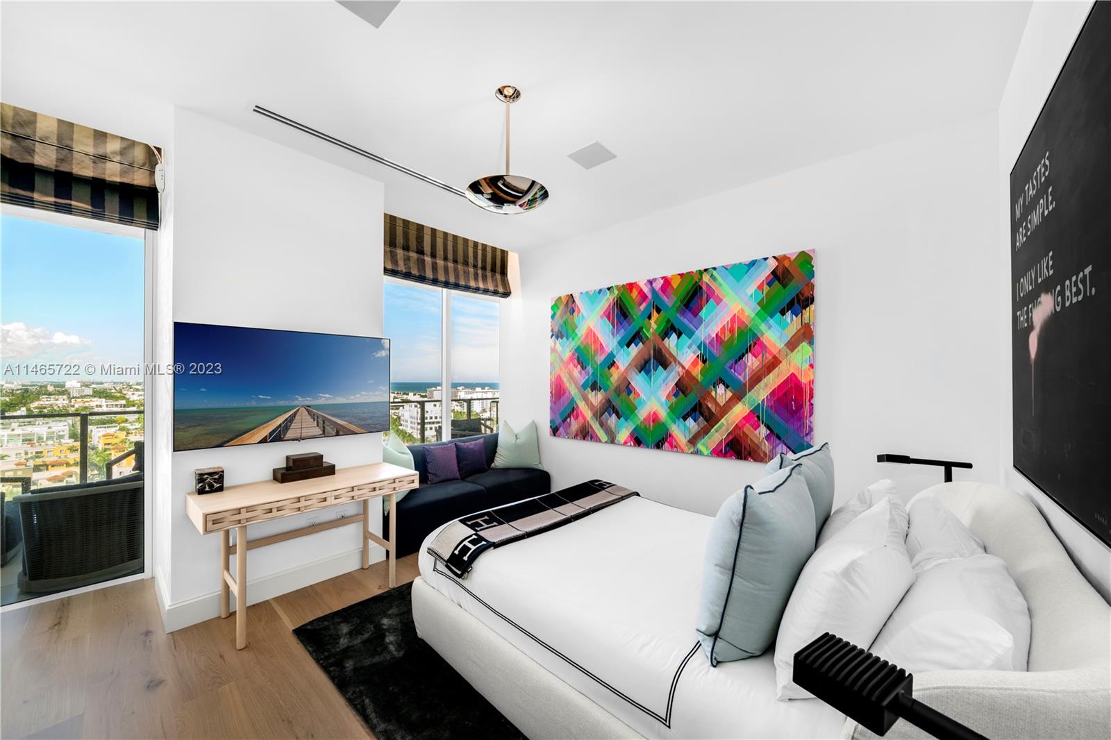 APOGEE CONDO - Residential