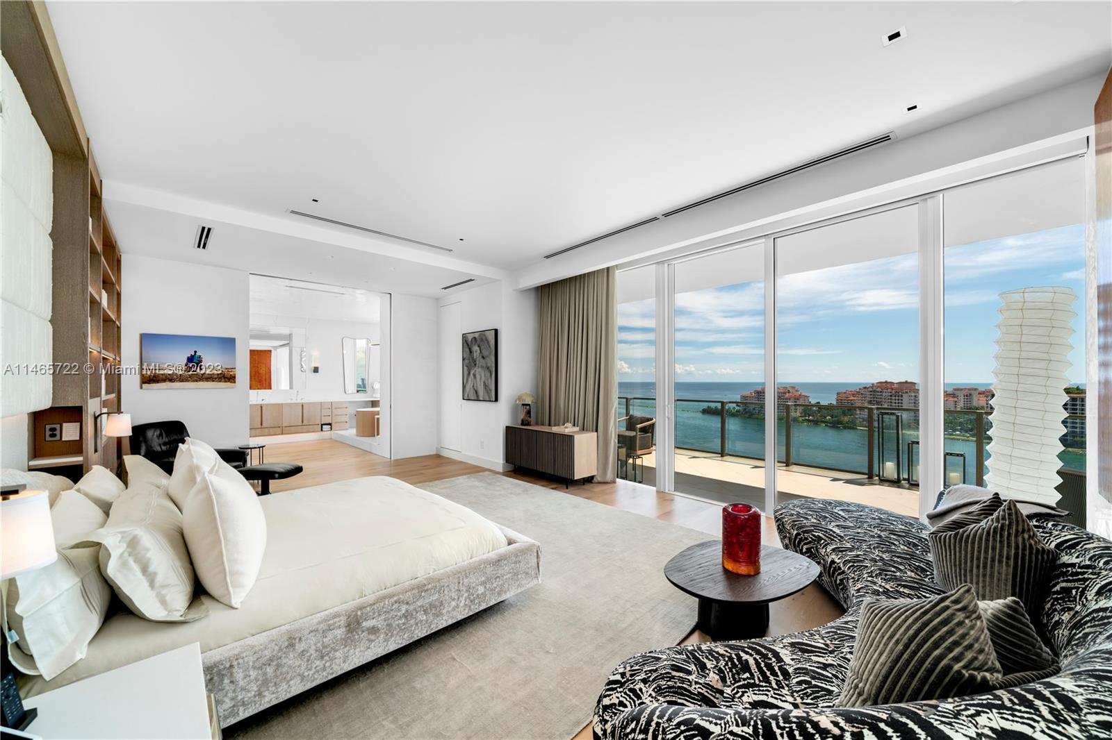 APOGEE CONDO - Residential