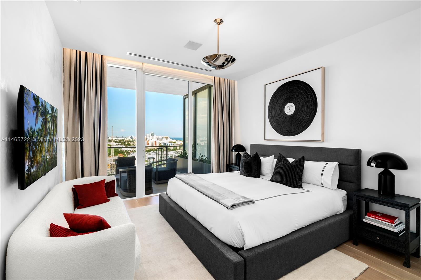 APOGEE CONDO - Residential