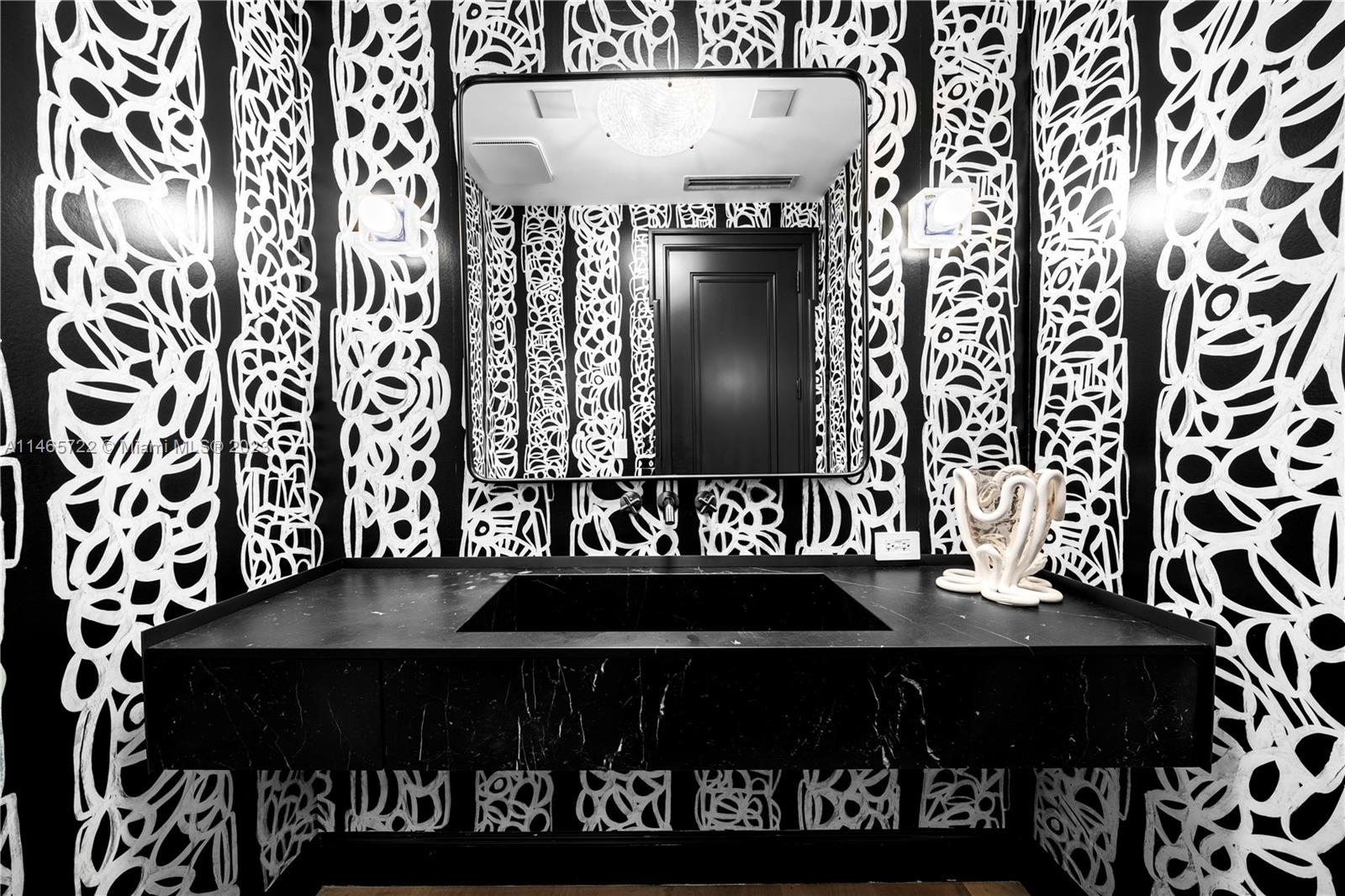 APOGEE CONDO - Residential