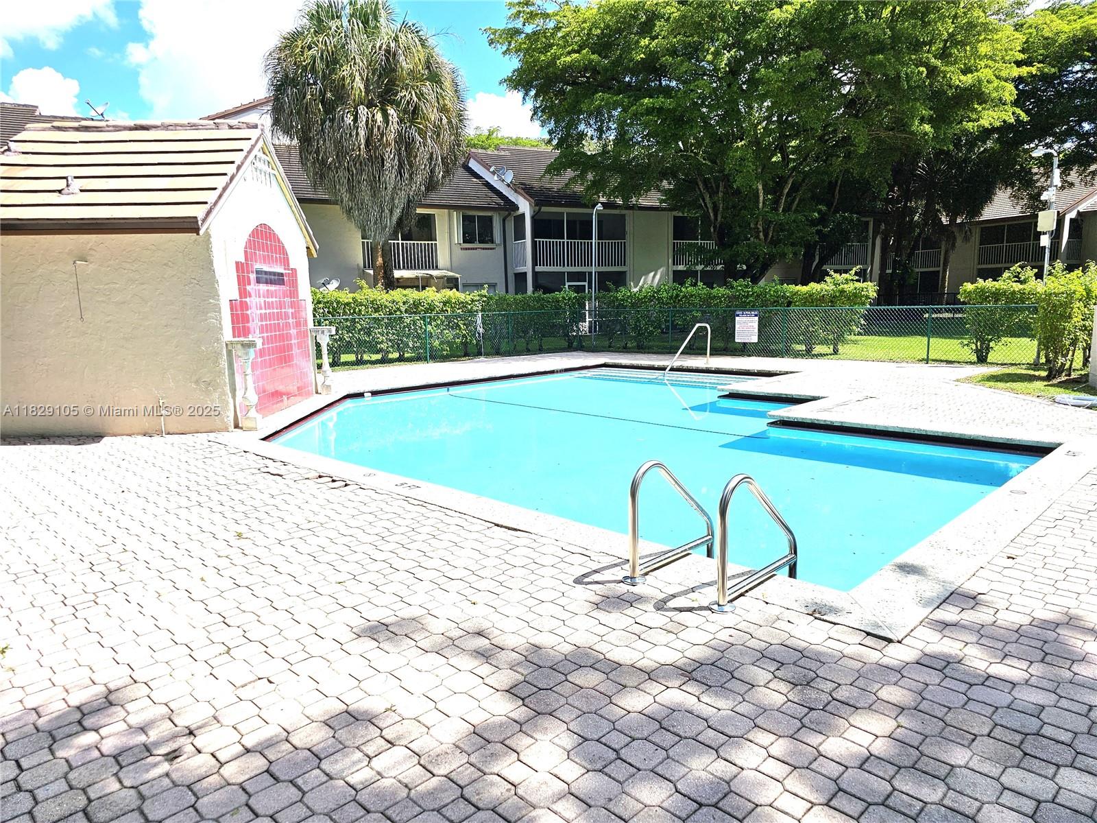 13904 SW 91st Ter 13904