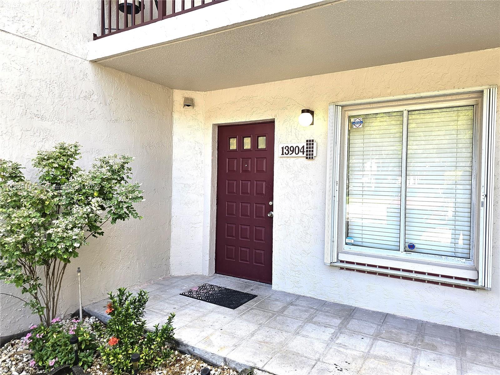 13904 SW 91st Ter 13904