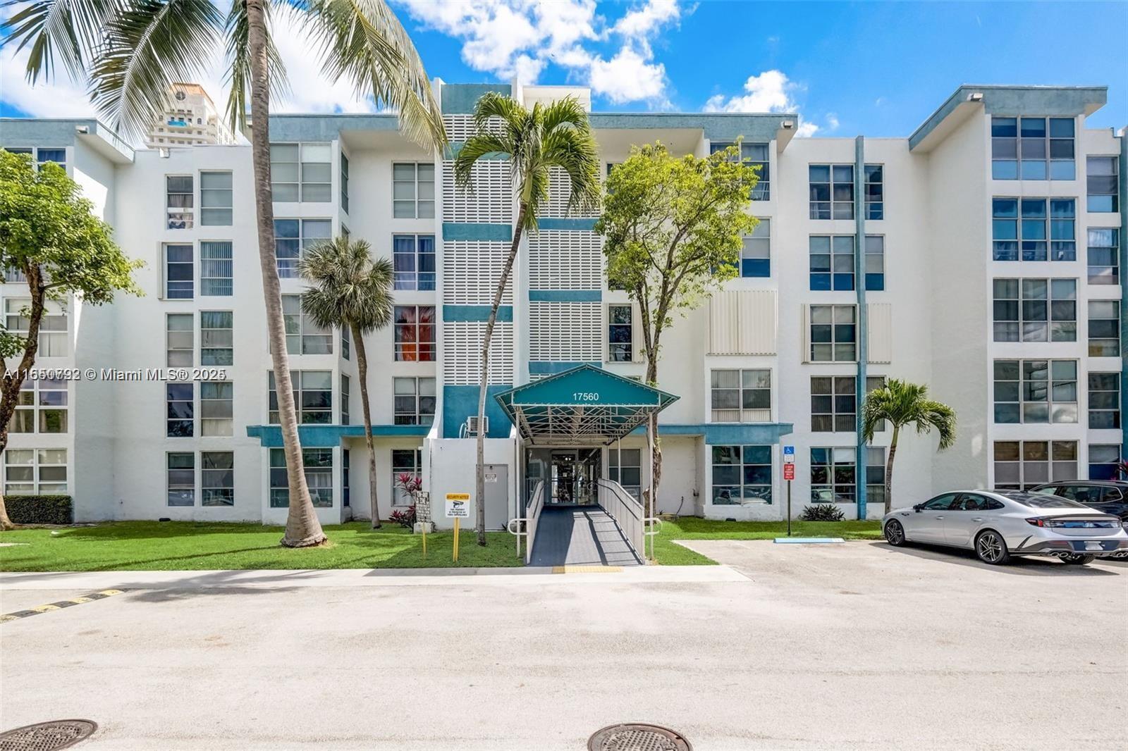 17620 Atlantic Blvd 315, Sunny Isles Beach, Miami-Dade County, Florida - 1 Bedrooms  
2 Bathrooms - 