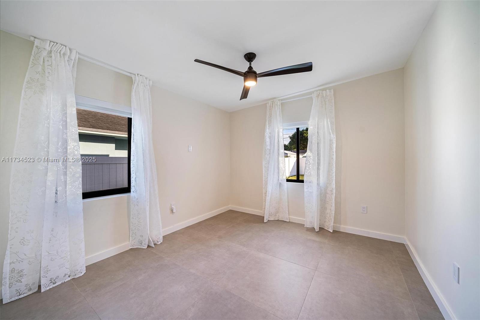 LAKE HEIGHTS - Residential