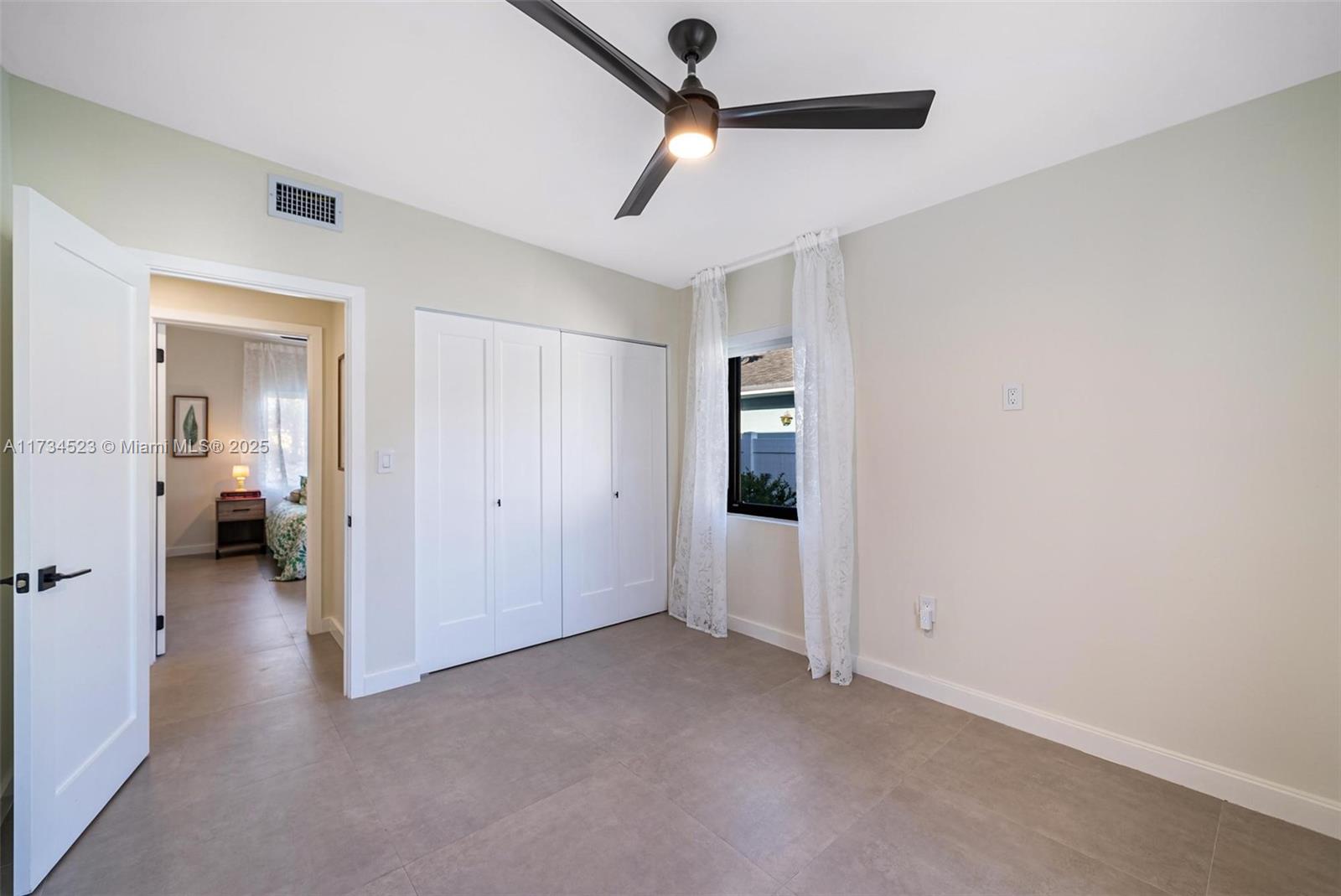 LAKE HEIGHTS - Residential