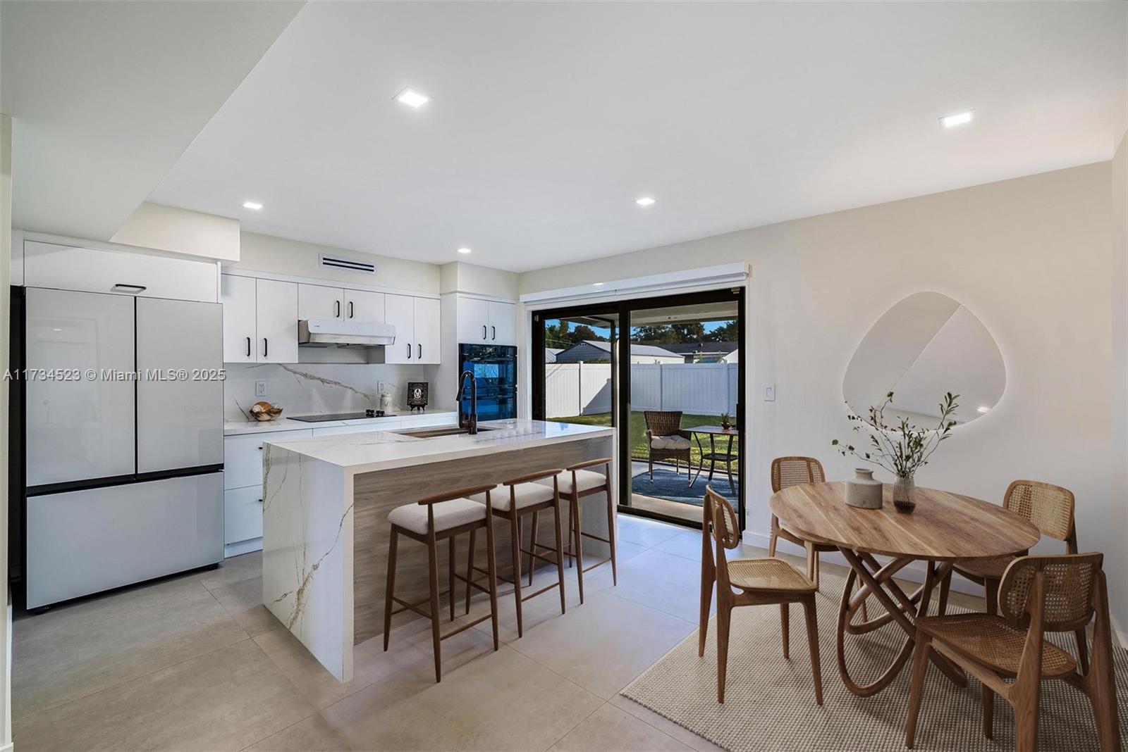 LAKE HEIGHTS - Residential