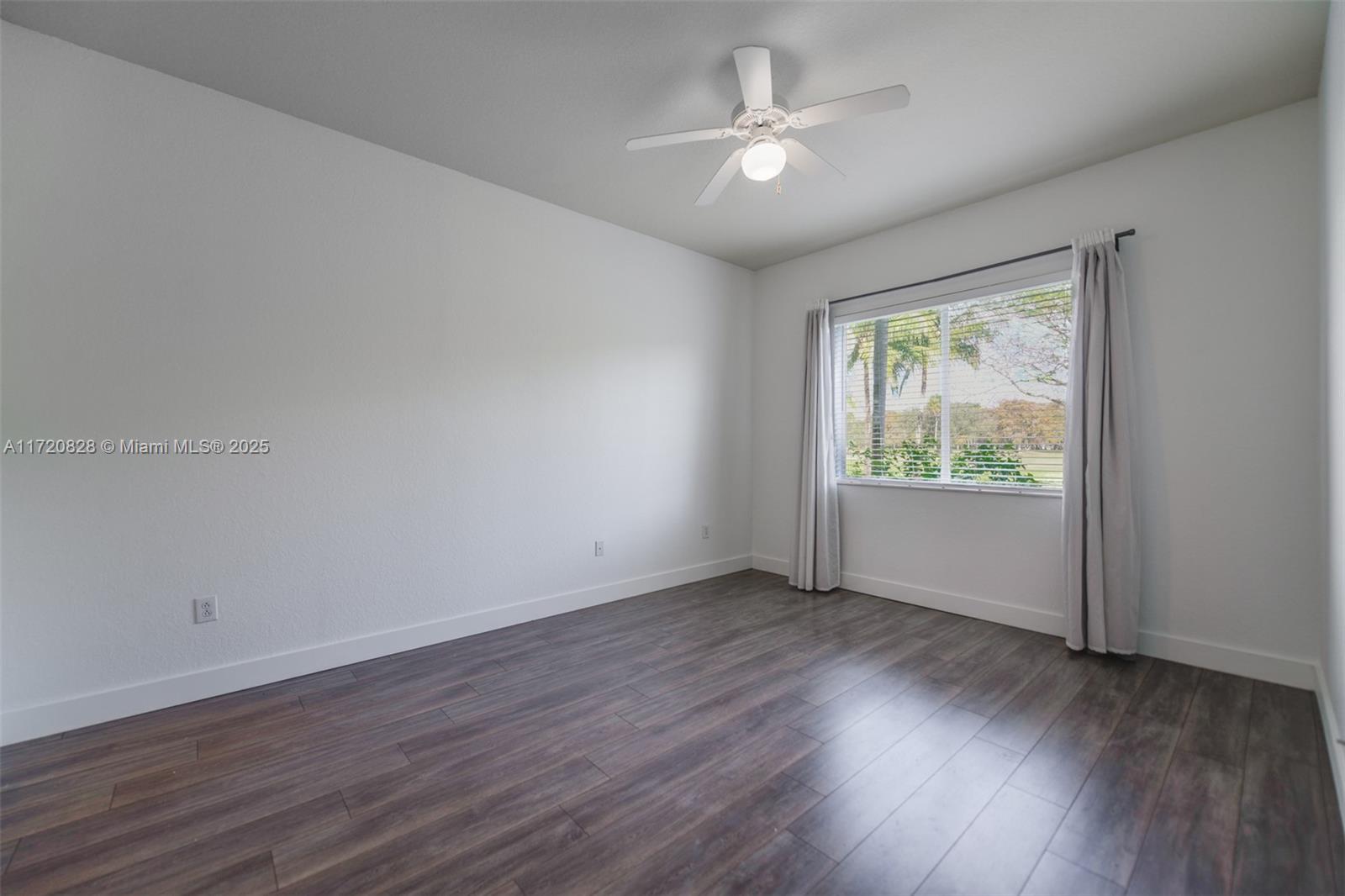 ROYAL POINT AT PALM AIRE - Residential
