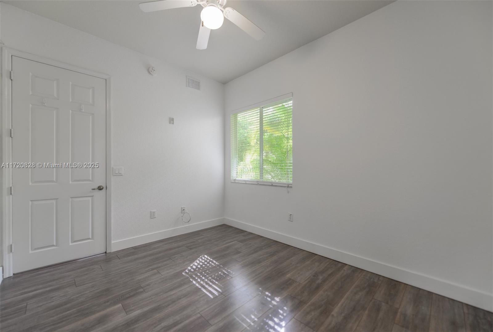 ROYAL POINT AT PALM AIRE - Residential