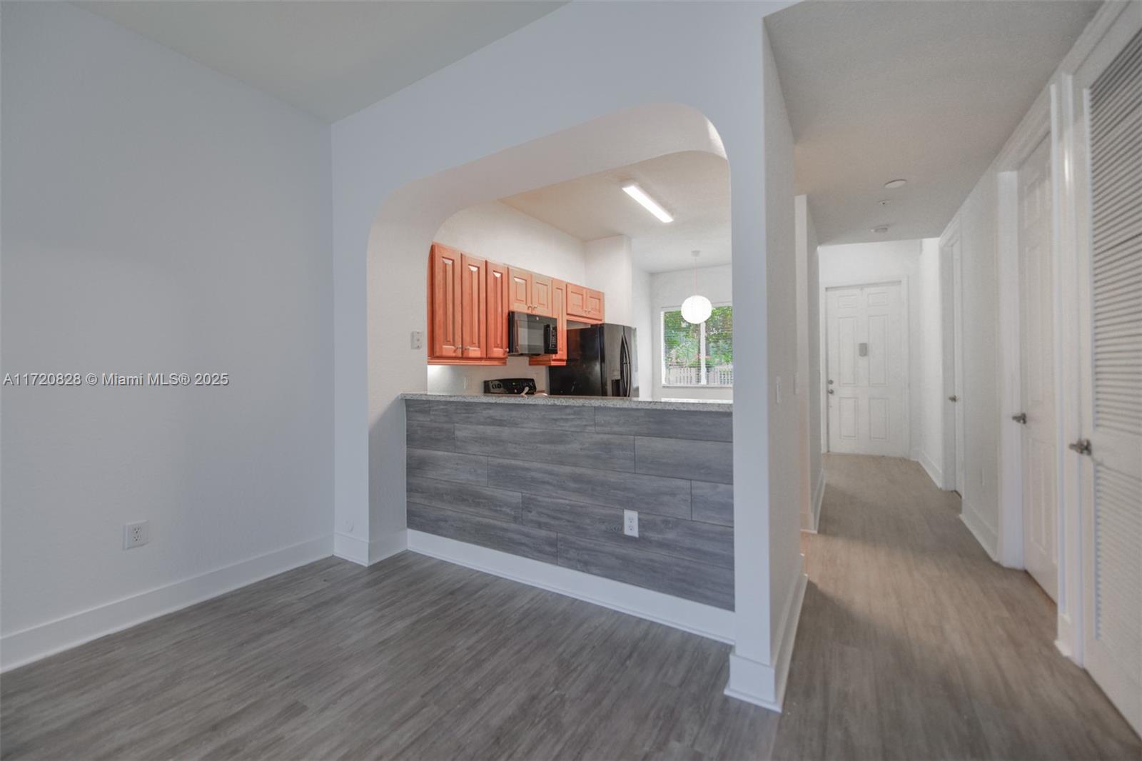 ROYAL POINT AT PALM AIRE - Residential