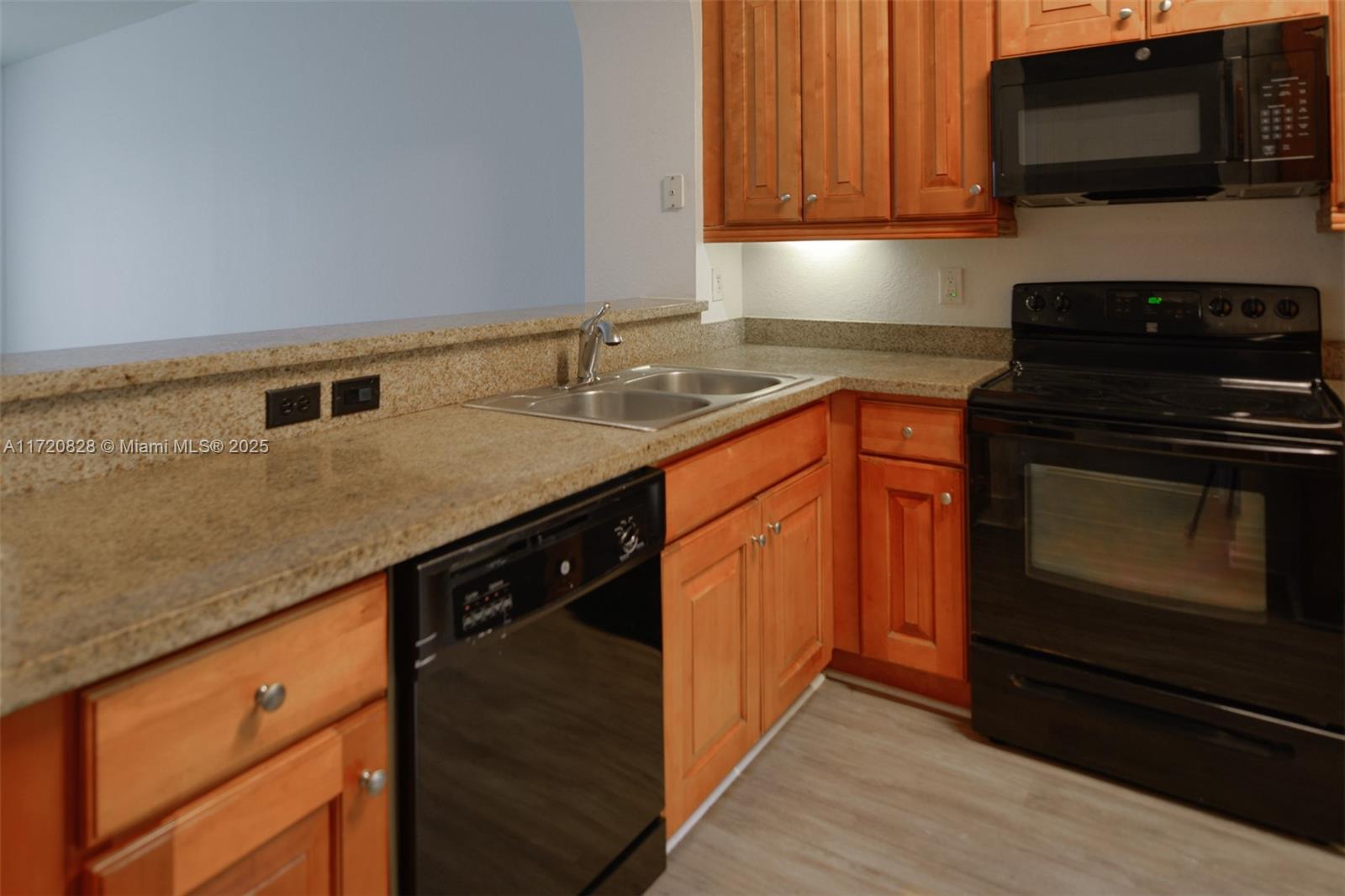 ROYAL POINT AT PALM AIRE - Residential