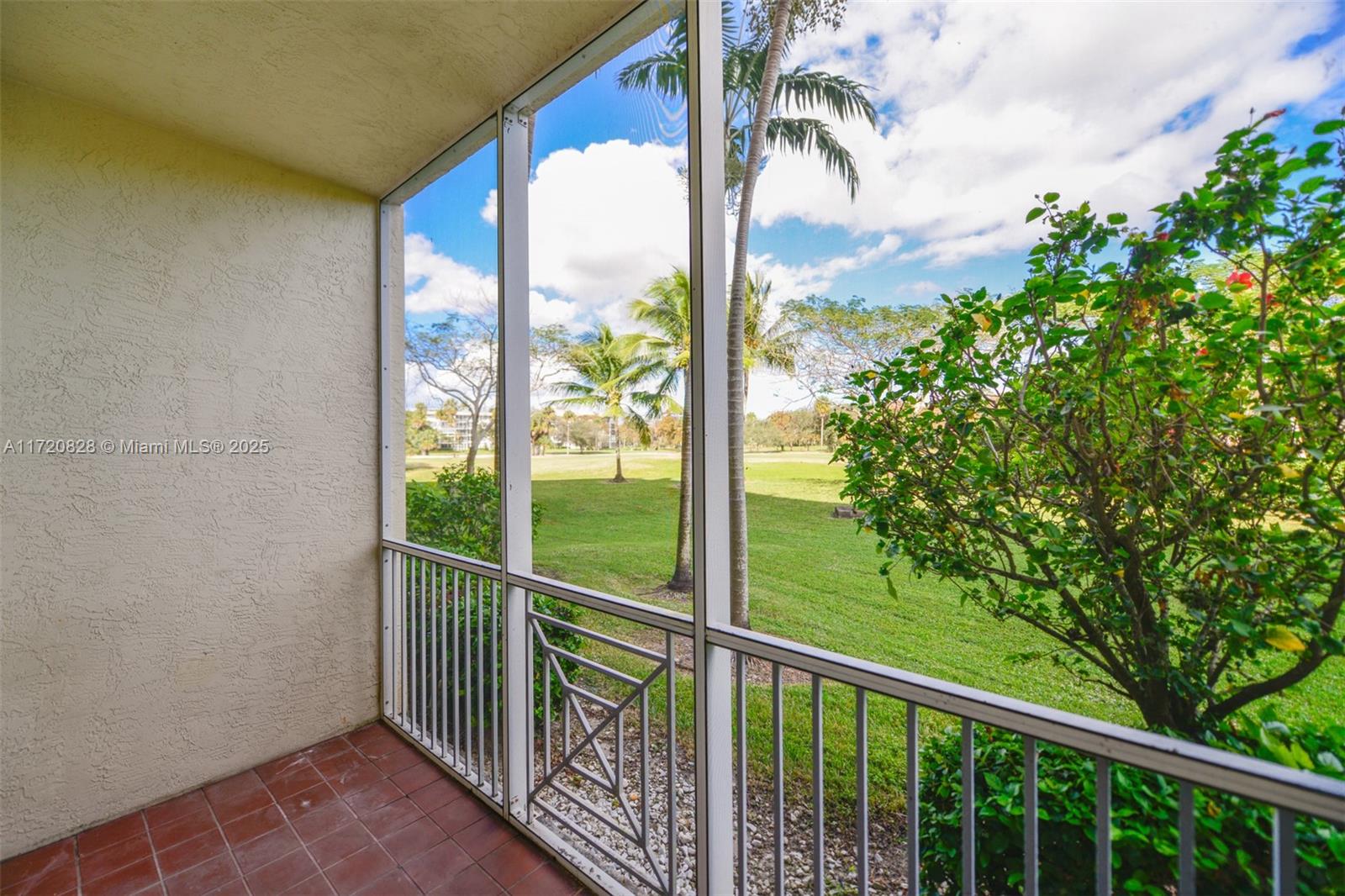 ROYAL POINT AT PALM AIRE - Residential