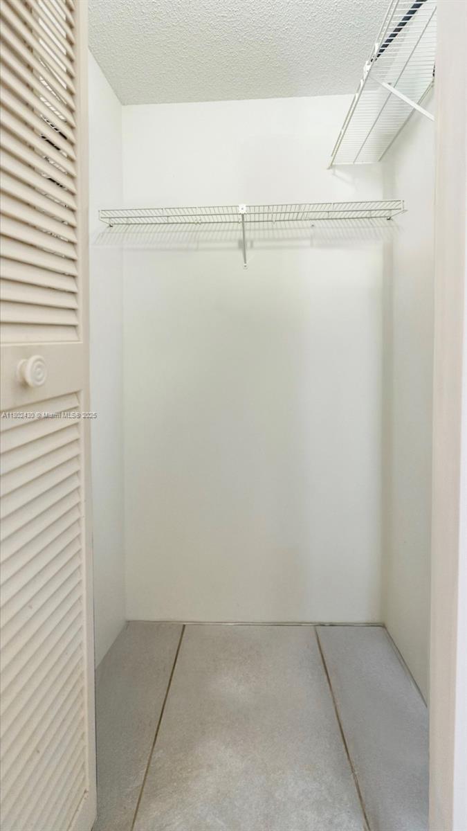 LOXAHATCHEE - Residential