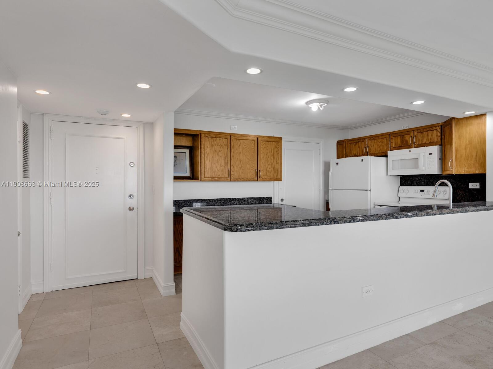 BURLEIGH HOUSE CONDO - Residential Lease