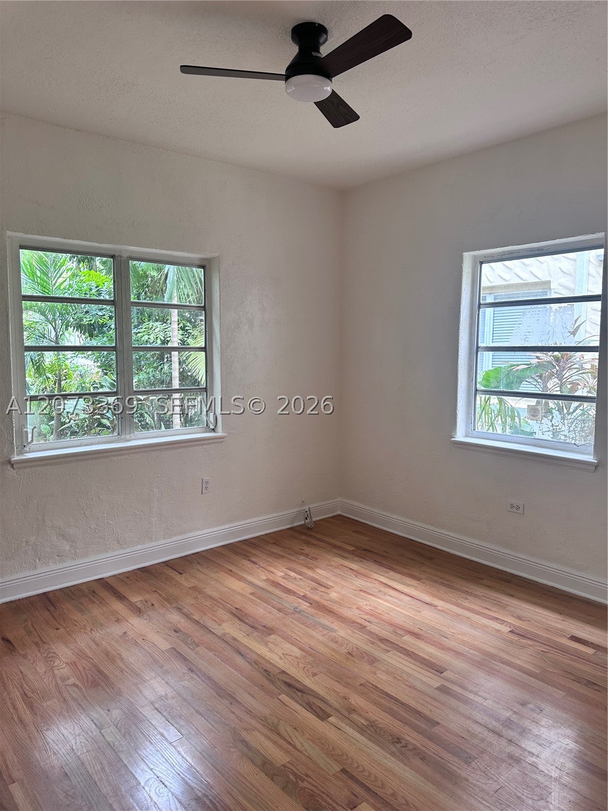 1560 Jefferson Ave 4