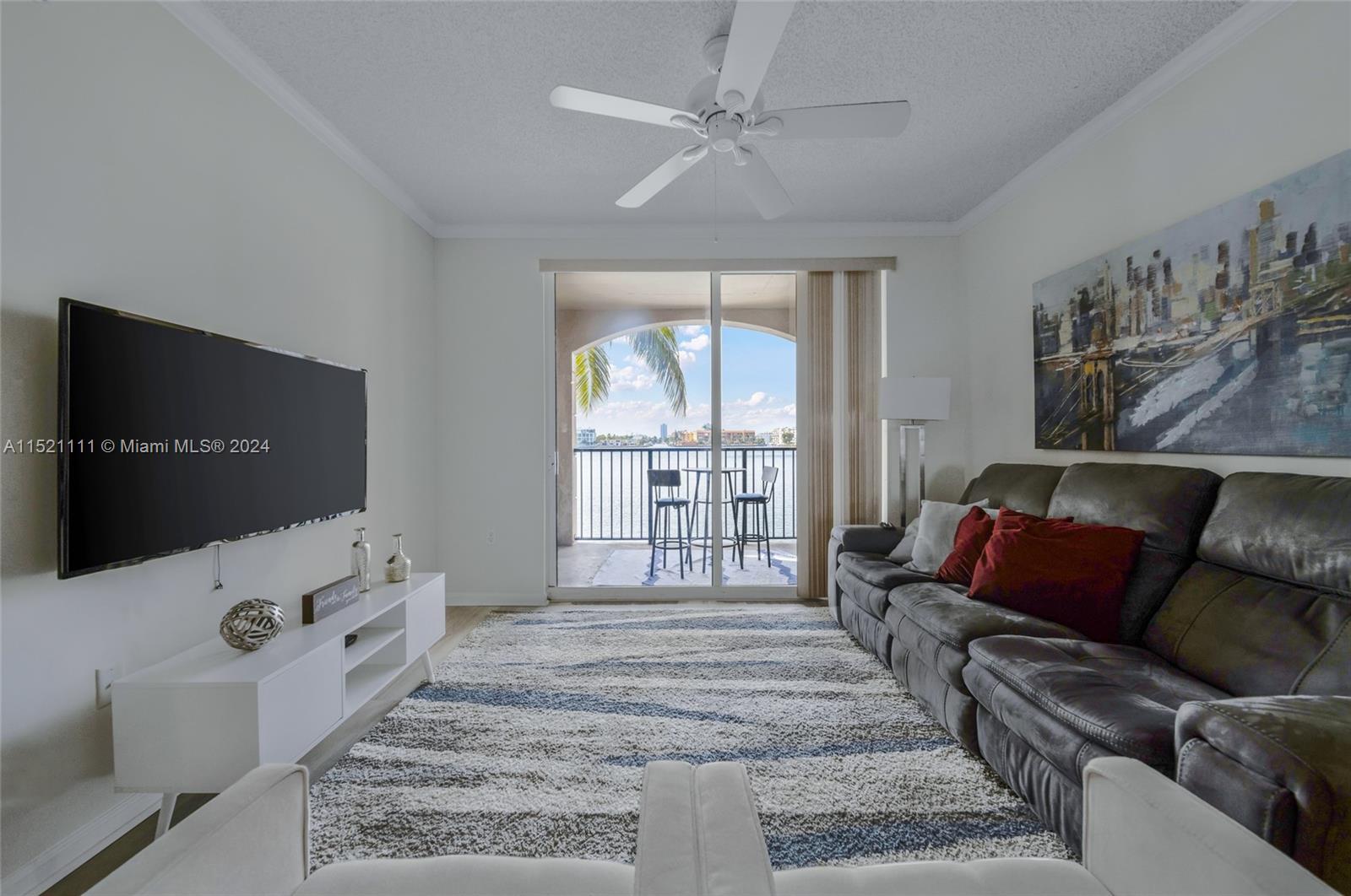 PORTO BELLAGIO CONDO - Residential