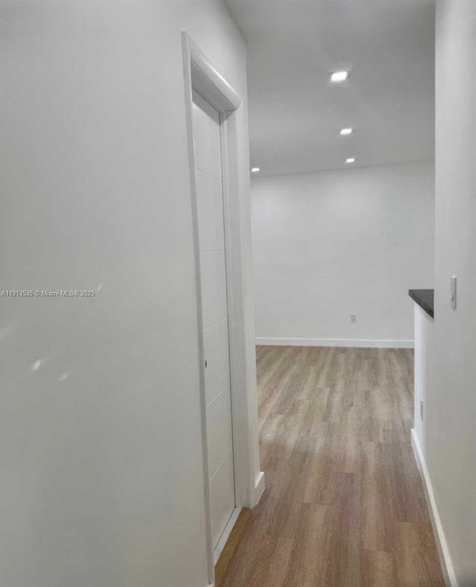 DIXIE HWY PARK - Residential Lease