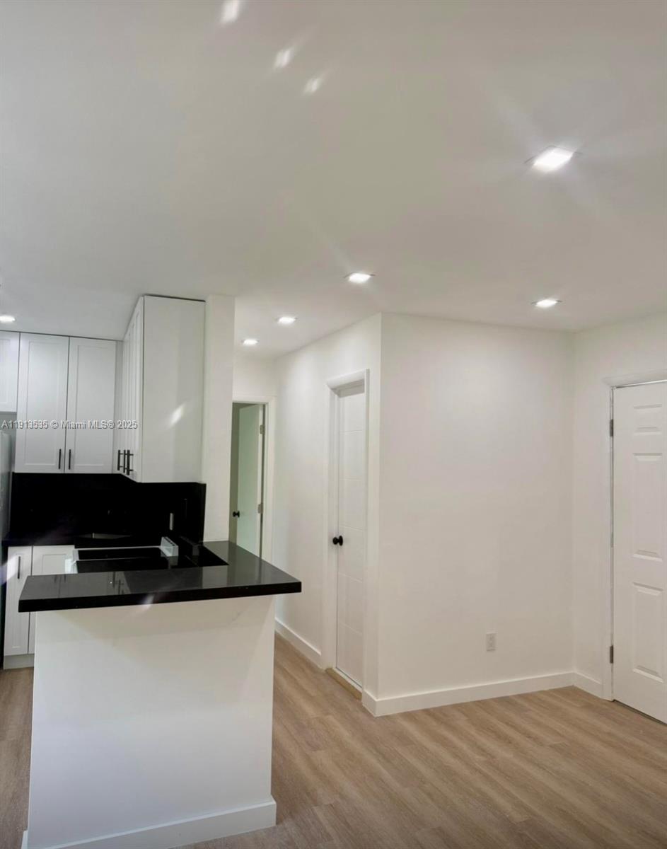 DIXIE HWY PARK - Residential Lease
