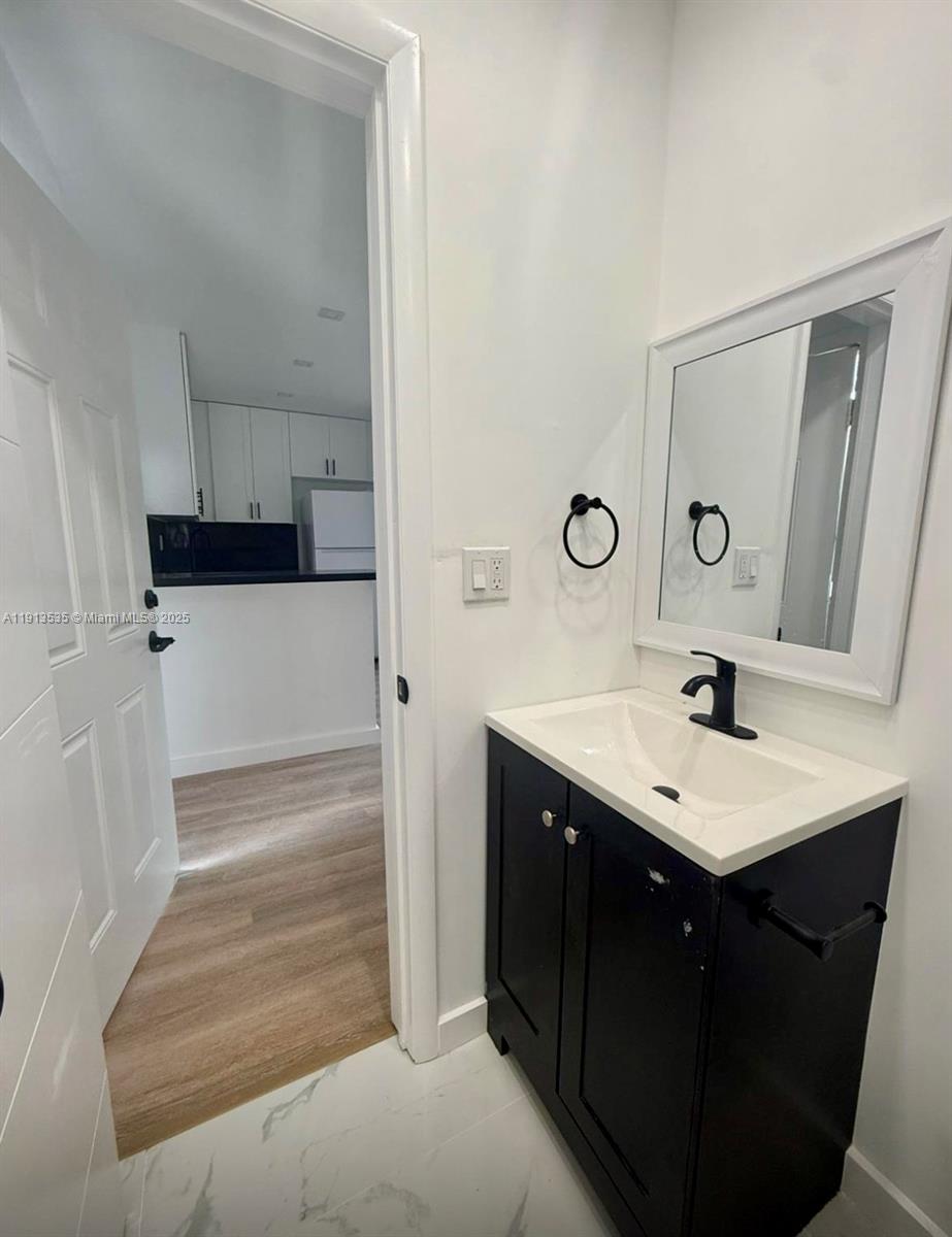 DIXIE HWY PARK - Residential Lease