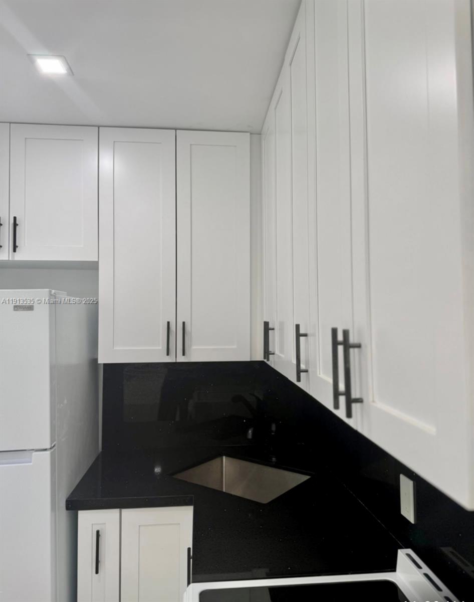 DIXIE HWY PARK - Residential Lease
